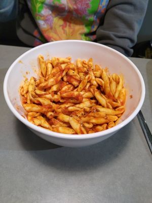 Vegane Bolognese aus der Dose. Kam so an. at Vegan Pirates by CloudEatery in Frankfurt