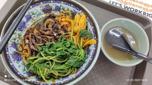 Ban Mian with delicious soup at Taste Vegan - 鄉味素食 in Central Singapore