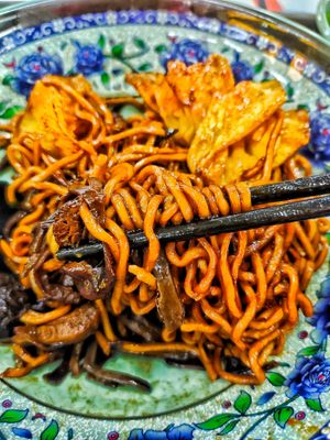 Texture of the you mian at Taste Vegan - 鄉味素食 in Central Singapore