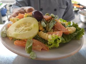 Ensalada italiana at Nutri Natural  in Lima