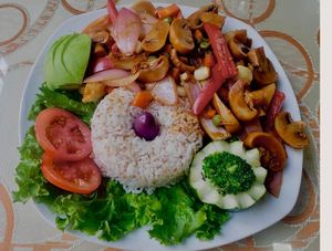 Saltado de champiñones at Nutri Natural  in Lima