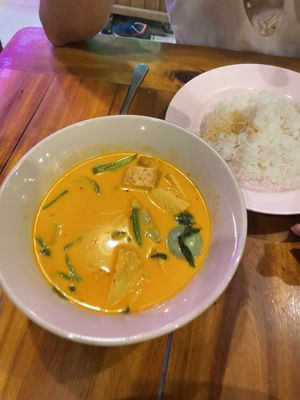 Vegetable Curry with Rice at Railay Family Restaurant in Krabi