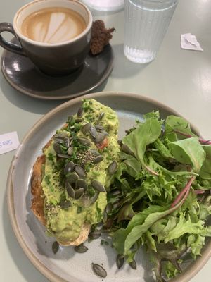 Smashed avo. No tomatoes though it states so. No replacement for goats cheese even though it states vegan option.   at Little Parliament in Rainbow Beach