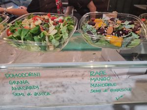 Salad bowls at Base V Juicery in Milan