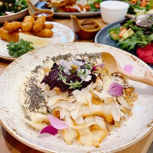 Birds of paradise  at Am I Addicted in Central Singapore