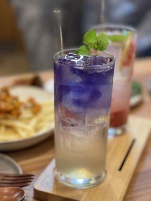 Blue lemon ade  at Am I Addicted in Central Singapore