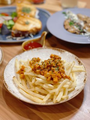 Hooked on Gochujang Fries – Served with Mayo. Can be veganised by removing the Mayo sauce.  at Am I Addicted in Central Singapore
