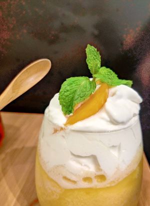 Dessert: Peach Cream Sherbet at Am I Addicted in Central Singapore