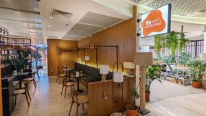 Ambience of cafe at Am I Addicted in Central Singapore