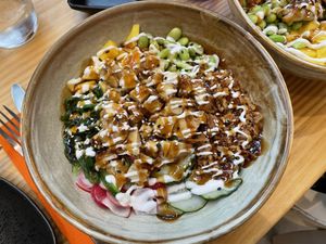 Poke bowl with tofu  at TOFU Girona in Girona