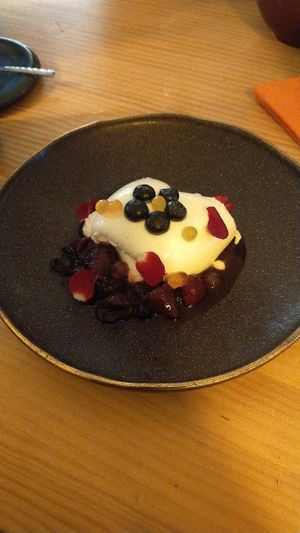 vegan cheesecake at TOFU Girona in Girona