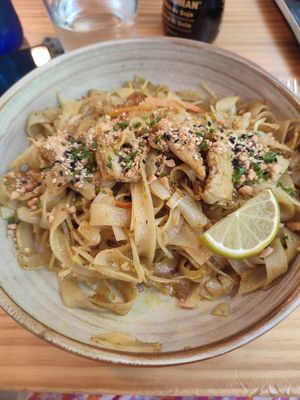 Pad Thai d'heura curry at TOFU Girona in Girona