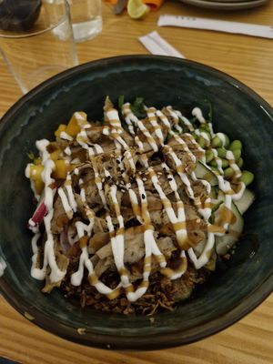 Poke bowl de heura at TOFU Girona in Girona