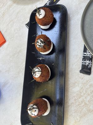 Tapas  at TOFU Girona in Girona