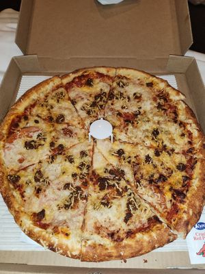 Vegan atlas pizza at Razzi's Pizzeria - Greenwood Ave in Seattle