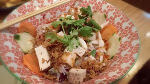 Rice noodles with smoked tofu at LaVietnamita in Barcelona