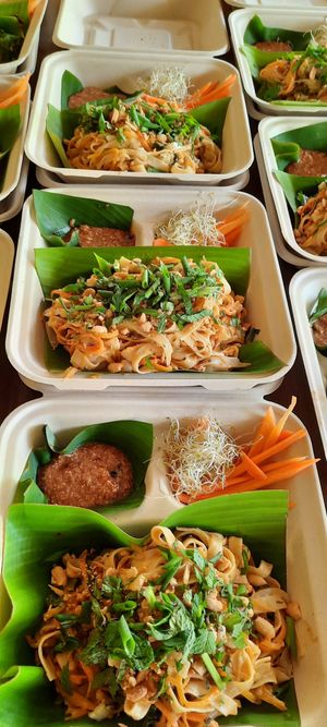 Pad thai at TERA in Moorea