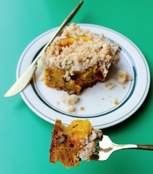 Sweet Pumpkin Cake - close-up at Vegan Mama in Seoul