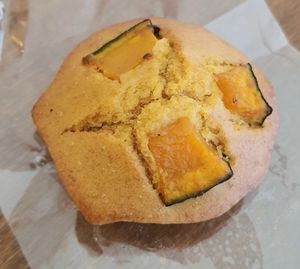 Sweet pumpkin madeleine 단호박마들렌 at Vegan Mama in Seoul