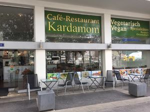 Outside  at Kardamom in Vienna
