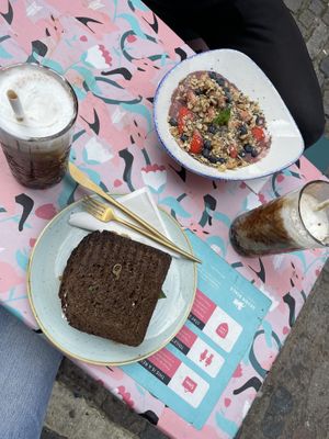   at White Pine - Seven Dials in London