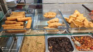 Spring Roll, Curry Puff and fried Tofu at Uniquely Vegetarian 优素 in Central Singapore