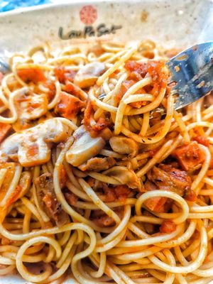 bolognese spaghetti at Uniquely Vegetarian 优素 in Central Singapore