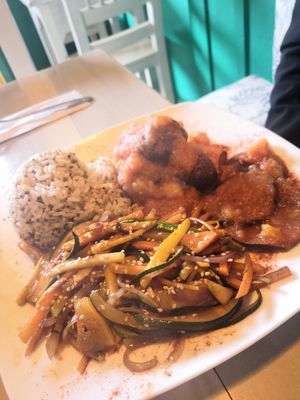 Mixed plate at Serendipia Encuentro in Salento