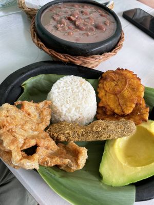 Cazuela de frijol  at Serendipia Encuentro in Salento