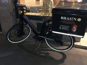 Ebike für Lieferungen / ebike for deliveries ✨🚲  at Bhasin Restaurant in Cologne