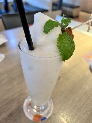 Plum smoothie   at Zen - Plearnary Mall in Bangkok