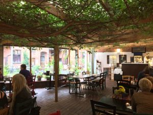 Outdoor Seating at Kao's in Malmo