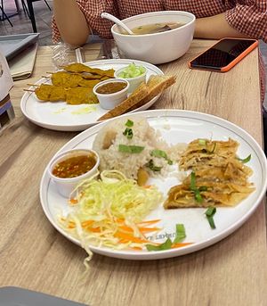 Все стоило 300 бат #Veganuary at Talalaks  in Bangkok