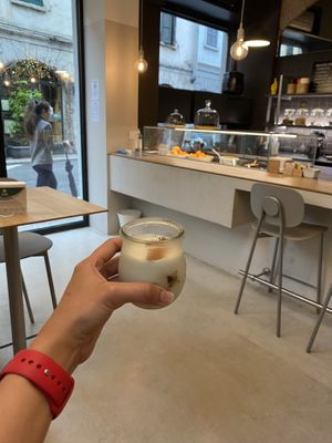 Dessert with coconut cream  at Vegami in Como