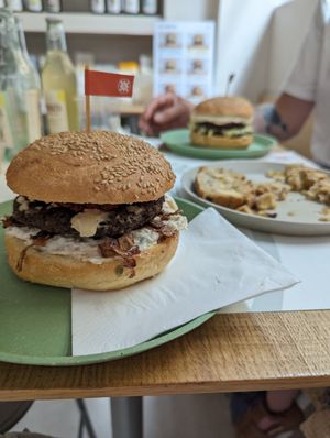 Steiner burger at Vegami in Como