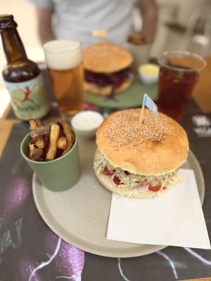 The Voltaire burger 🍔   at Vegami in Como