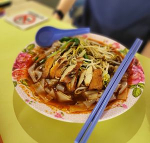  at He Hua Vegetarian 荷花素食 in Central Singapore