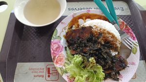  at He Hua Vegetarian 荷花素食 in Central Singapore