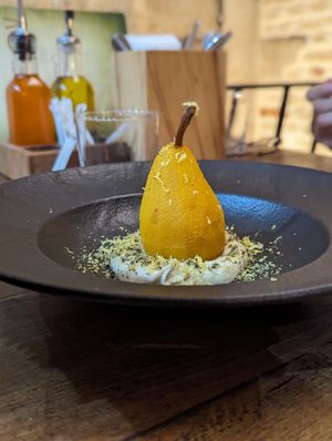 Pear at VegANGELov  in Belgrade