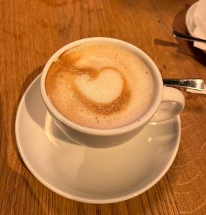 Cappuccino mit Hafermilch   at Hans im Glück in Erlangen