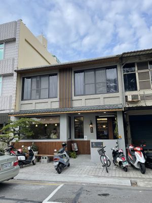 Exterior  at Feng Wu Jiu -豐伍玖早午蔬食 in Tainan