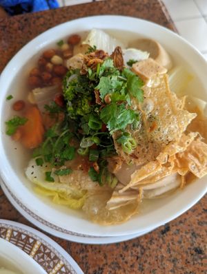 Wonton Noodle Soup ($13?) at Thuong An lac in Honolulu