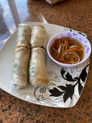 Summer rolls  at Thuong An lac in Honolulu