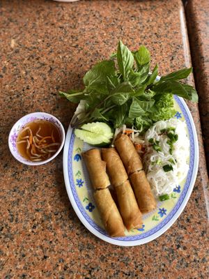 Spring rolls  at Thuong An lac in Honolulu