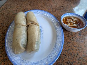 Summer roll at Thuong An lac in Honolulu