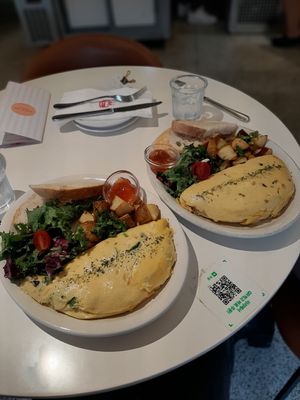 Vegan Omelette at Maple Top - 메이플탑 팬케이크 클럽 in Seoul