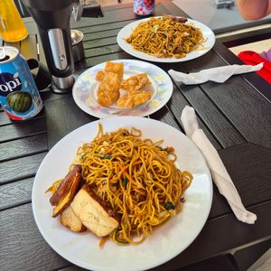 Mine frites with tofu at Asian Box in Rose Hill