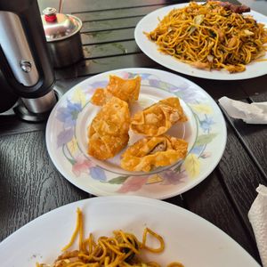 Fried wanton at Asian Box in Rose Hill