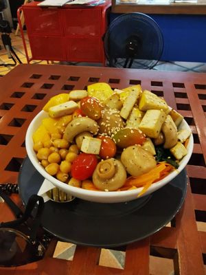 Detox bowl at Patcharee French Bakery in Ao Nang