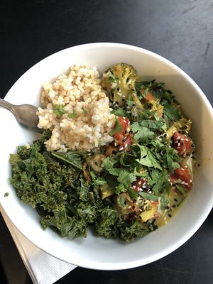 Yellow curry bowl  at Harlow - 23rd Ave in Portland
